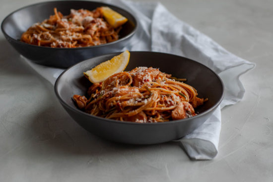 High volume zucchini noodles and light evaporated milk make this creamy sun-dried tomato chicken pasta meal-prep super filling, creamy and something you’ll look forward to eating, time and time again.